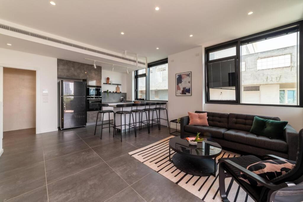 Amazing Penthouse On Gordon Beach 8 Guests Tel Aviv-Jaffa Exterior foto
