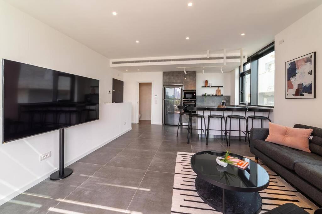 Amazing Penthouse On Gordon Beach 8 Guests Tel Aviv-Jaffa Exterior foto