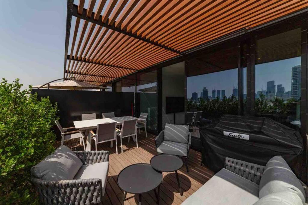 Amazing Penthouse On Gordon Beach 8 Guests Tel Aviv-Jaffa Exterior foto